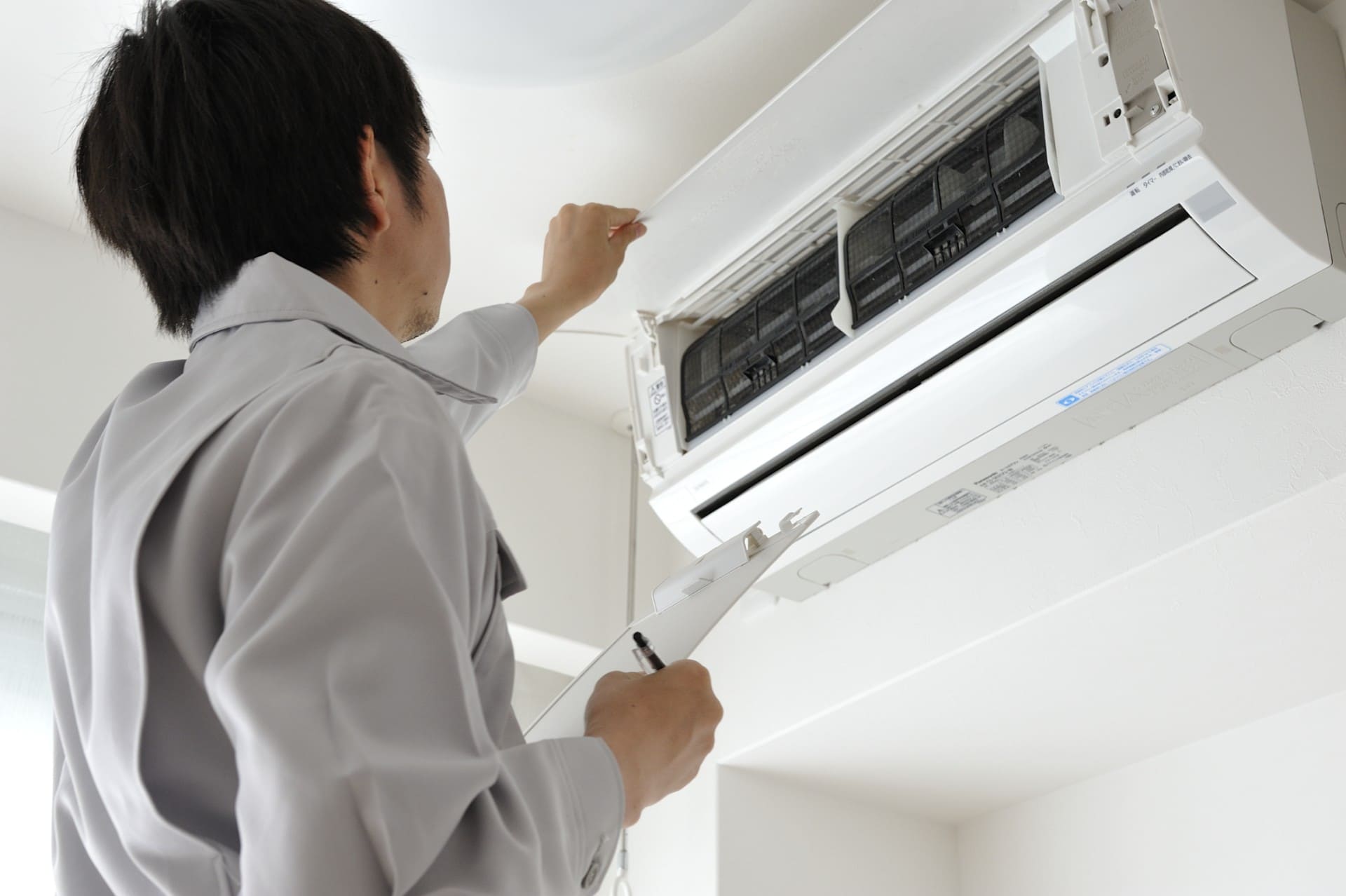エアコンクリーニングで快適に | 北海道札幌市のハウスクリーニングなら株式会社YOUR LIFE